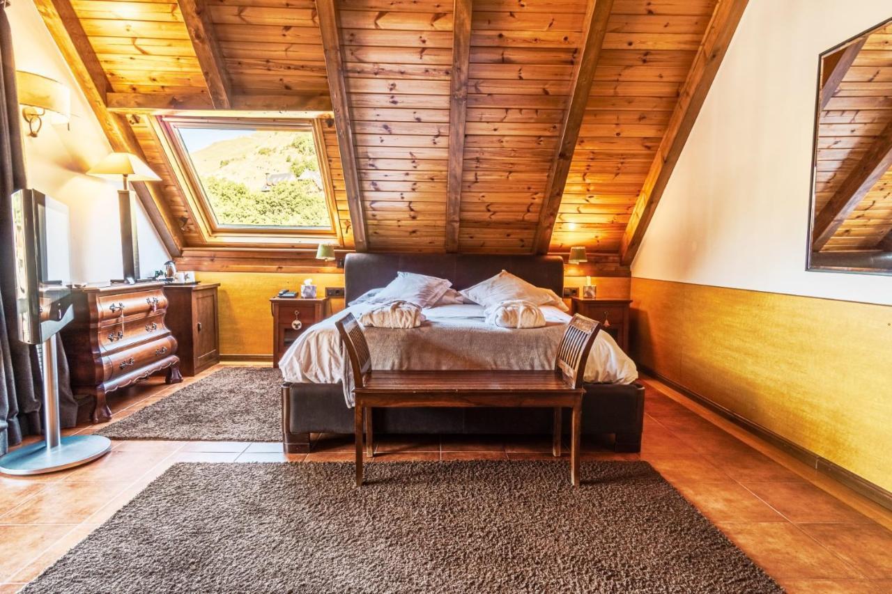 Mauberme Mountain Boutique Hotel Salardú Exteriér fotografie
