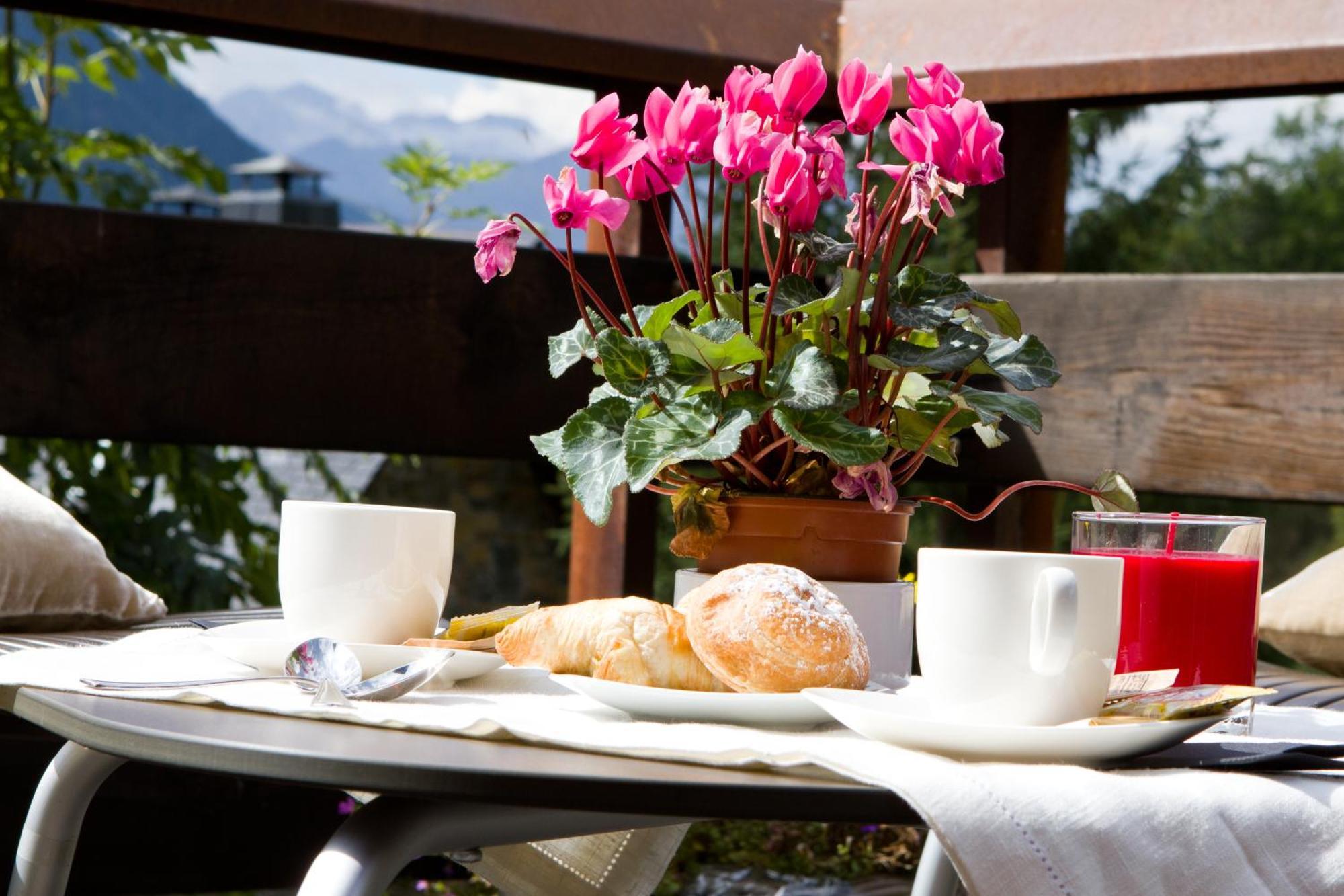 Mauberme Mountain Boutique Hotel Salardú Exteriér fotografie