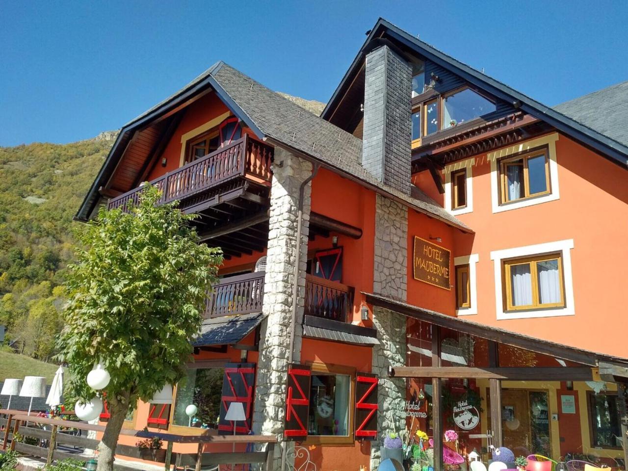 Mauberme Mountain Boutique Hotel Salardú Exteriér fotografie